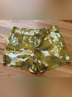 LOFT Green & White Watercolor-Print Women's Shorts